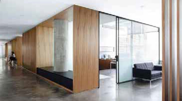 Rent a desk by the hour, by the day or by the month